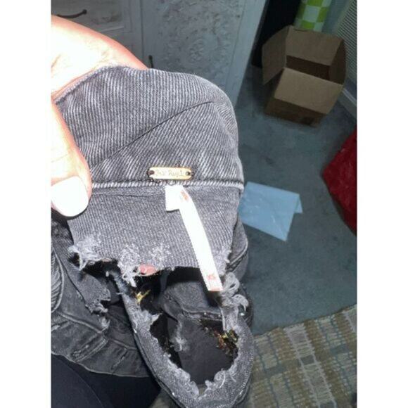 Free People distressed embroidered‎ black denim jacket with studs - Picture 6 of 6